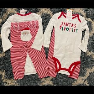 12Mo Carter’s 🎅🏼 outfit (2available)